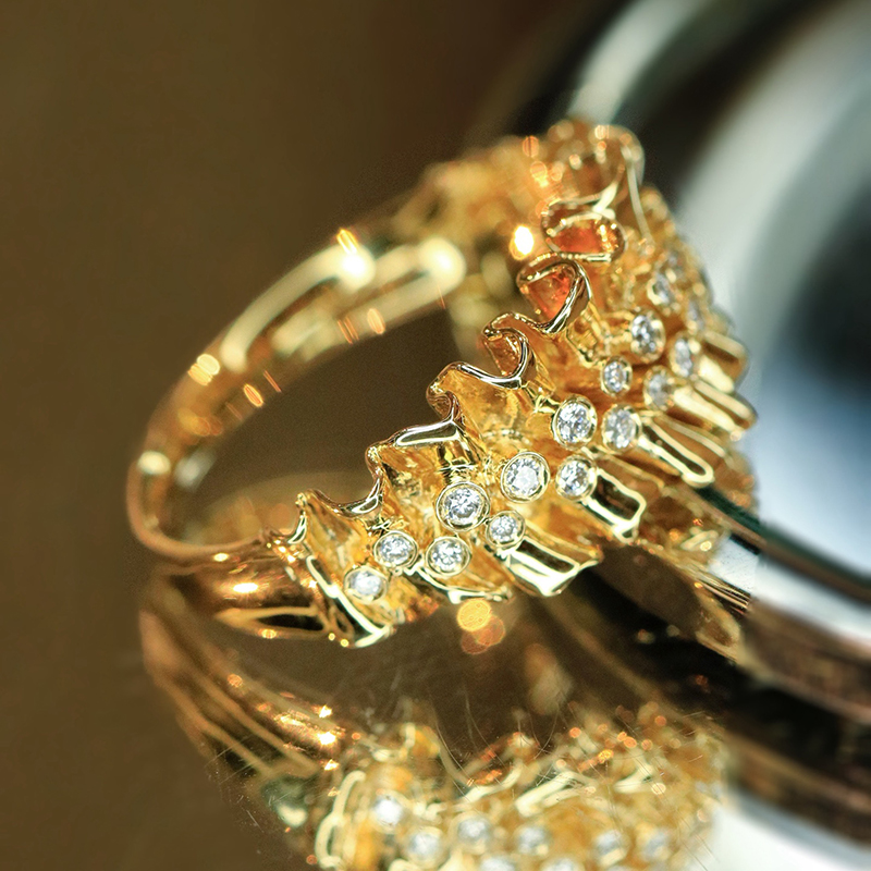 Anillos de Oro Amarillo de 18K - Luxury Lifestyle Party reseña y precio