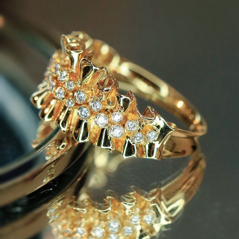 Anillos de Oro Amarillo de 18K - Luxury Lifestyle Party reseña y precio