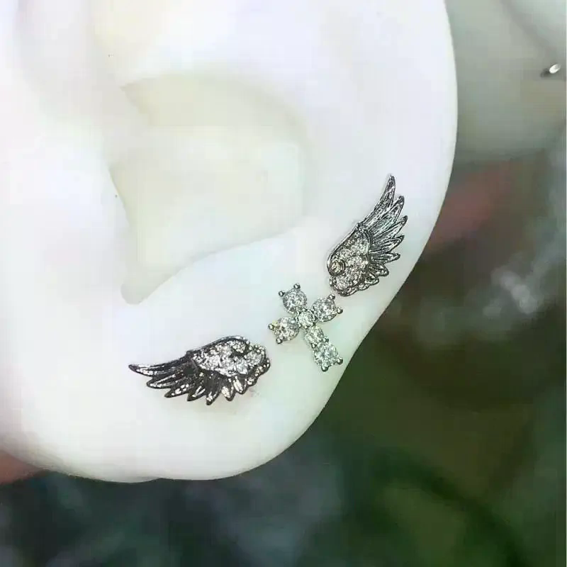Pendientes de Cruz con Alas de - Luxury Lifestyle Party reseña y precio
